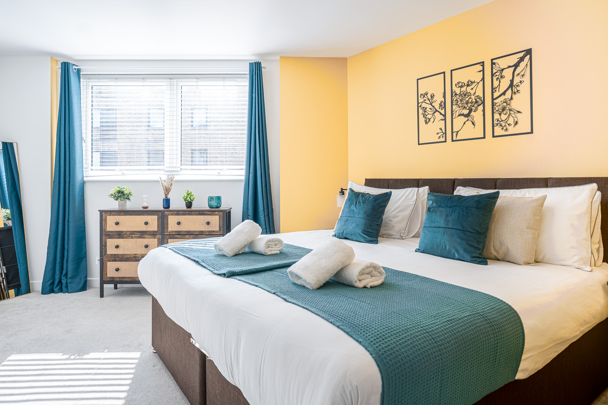 Fully Furnished Short Term Rental Properties in Greenwich
