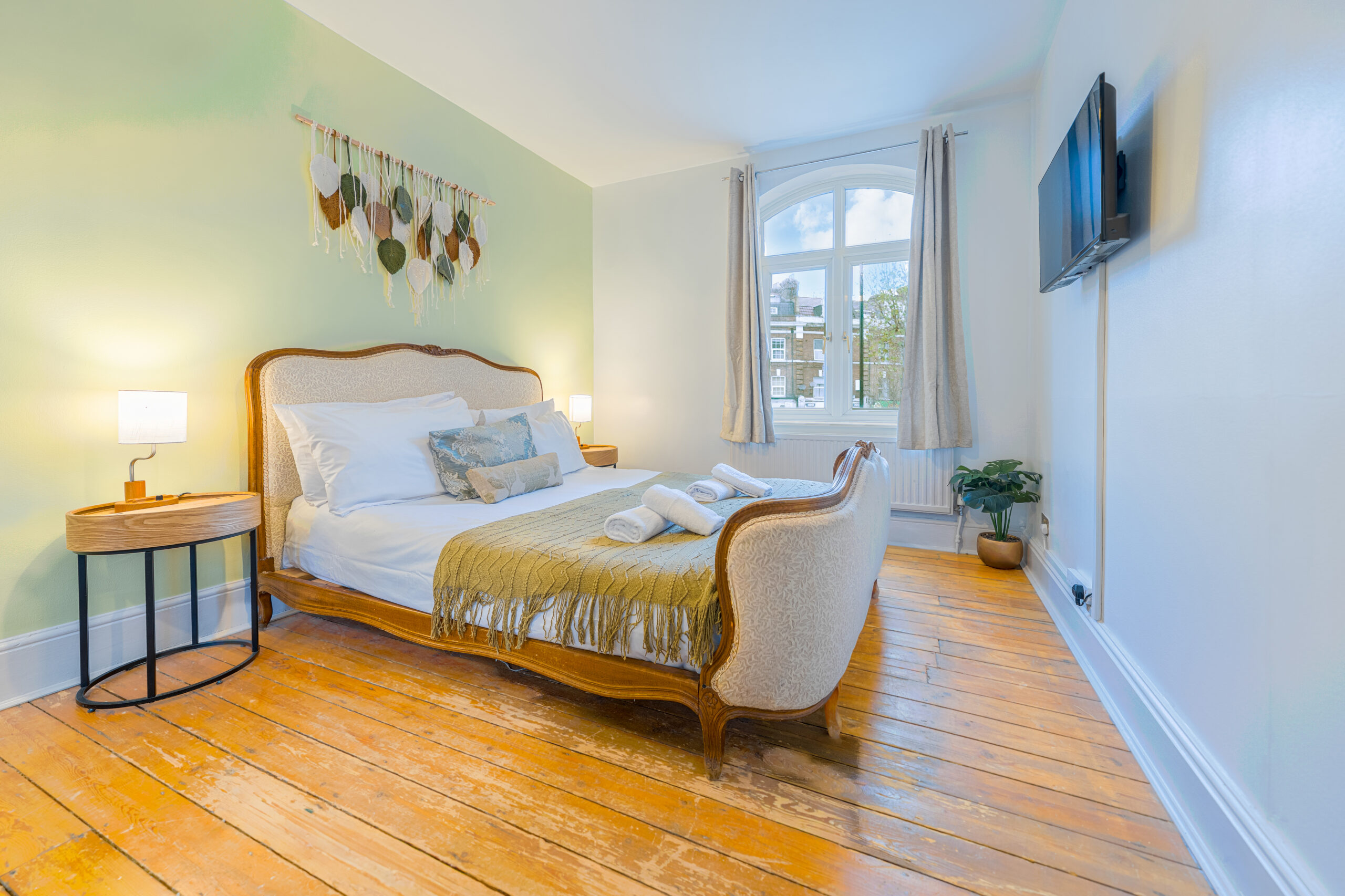 Contractor and business stays, short term rental in Tower Bridge